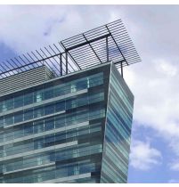 Сталеві системи Schüco Jansen - Janisol C4 EI90: інноваційні вогнестійкі двері для задоволення найсуворіших вимог безпеки